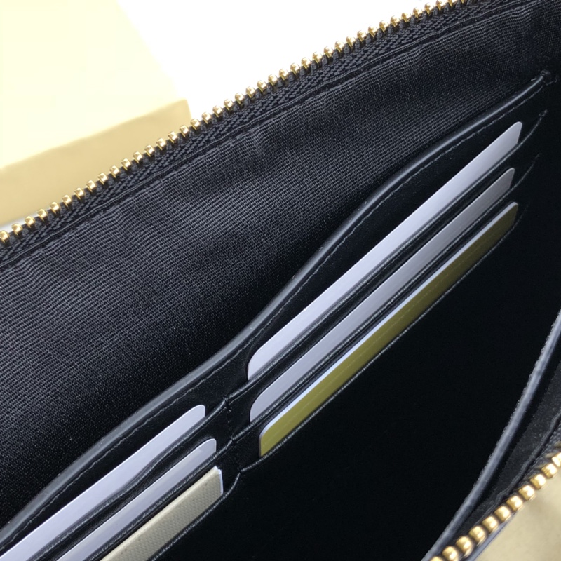 Burberry Clutch Bags